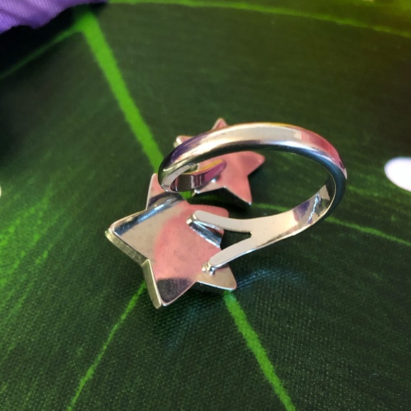 Star Ring - Picture 6 of 12